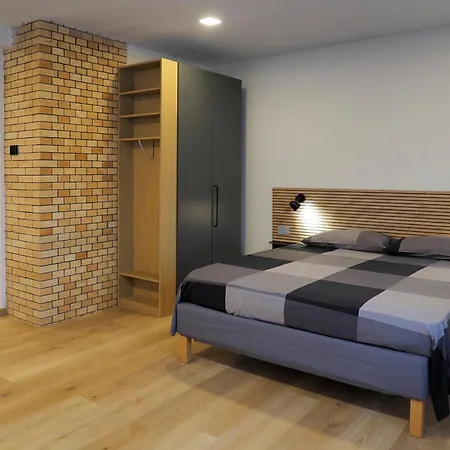 Le Terrazze Sul Mangart Apartament *